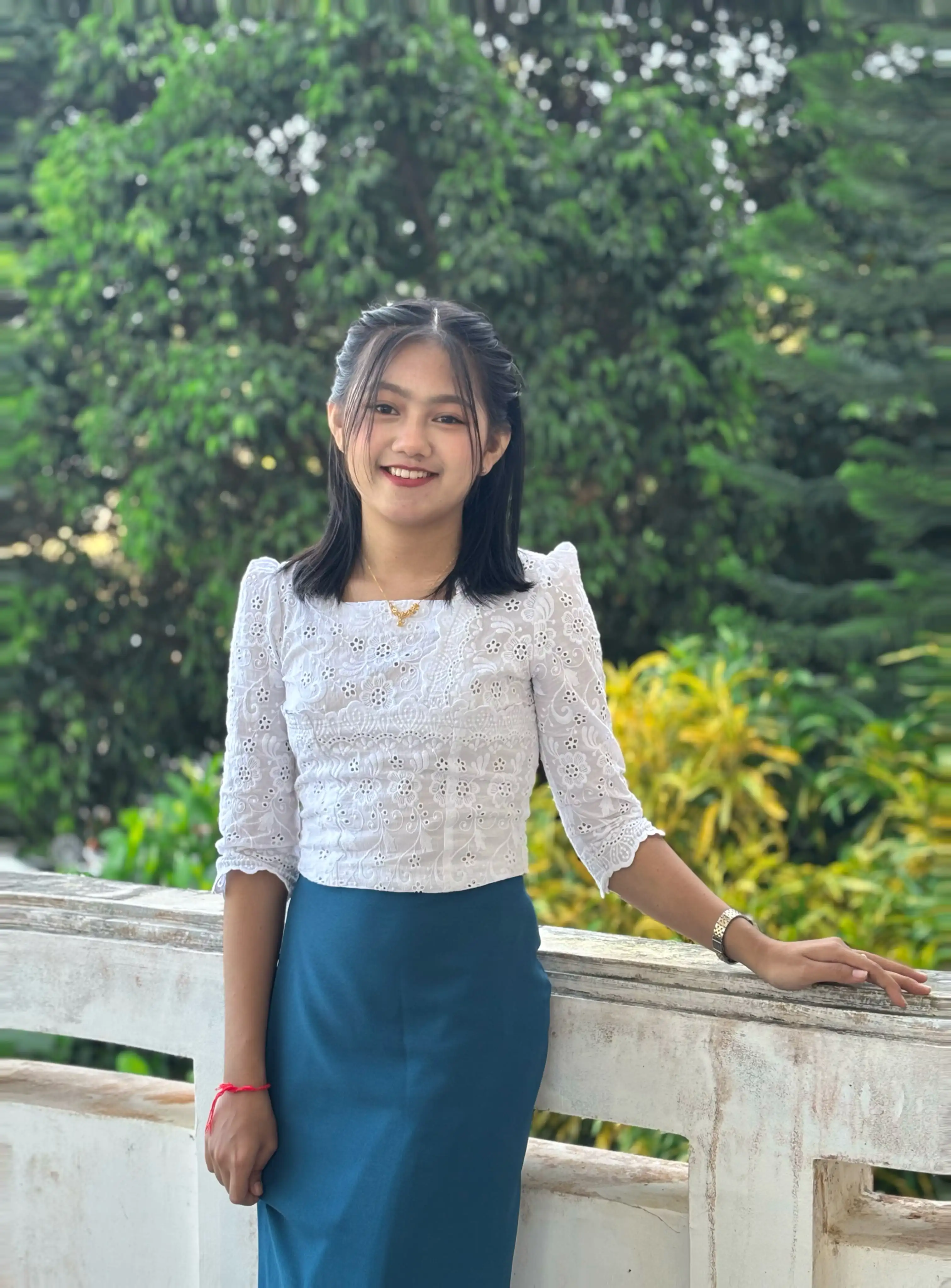 Full-body Image 1 of Shwe Nadi Tun