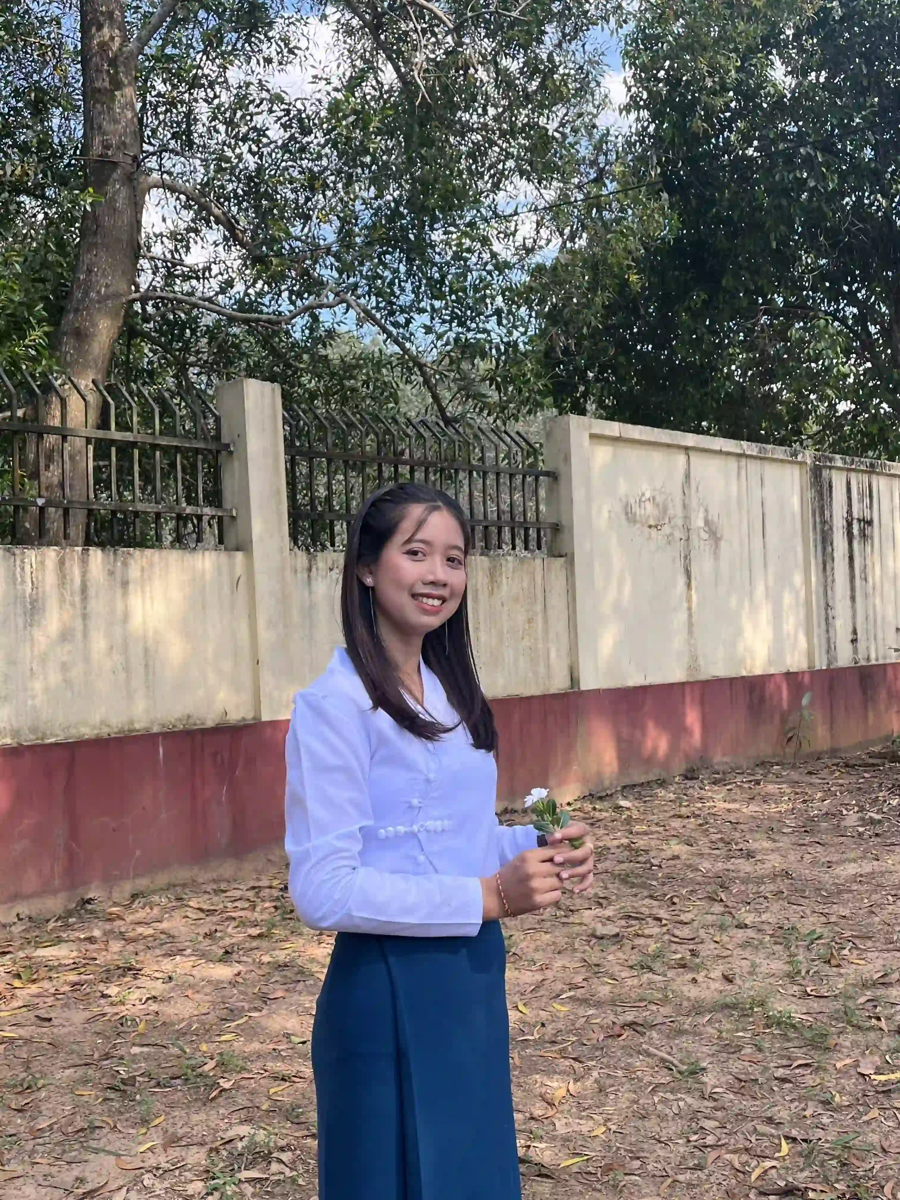 Full-body Image 1 of Lat Lat Htwe