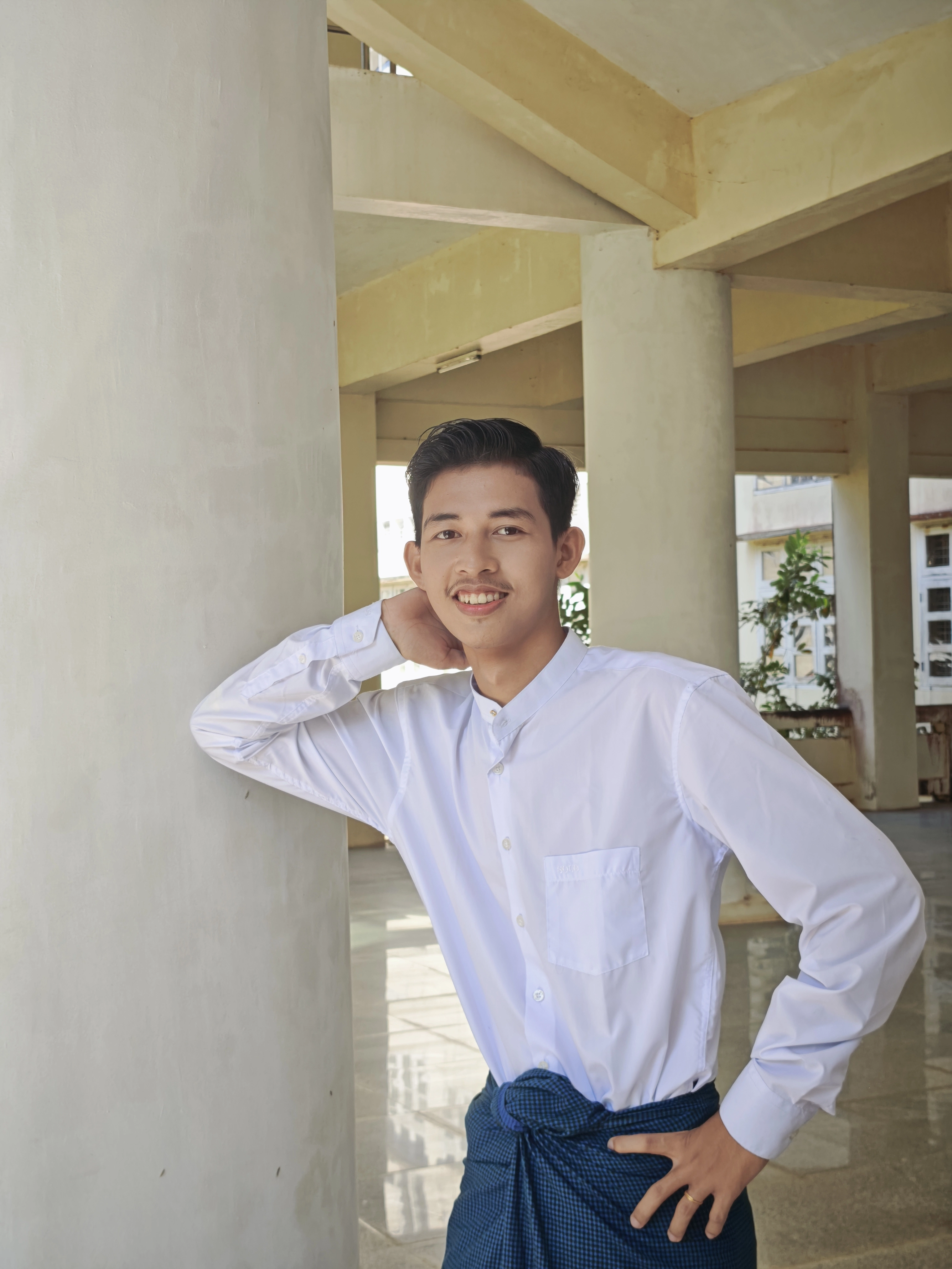 Full-body Image 1 of Han Pyae Phyo