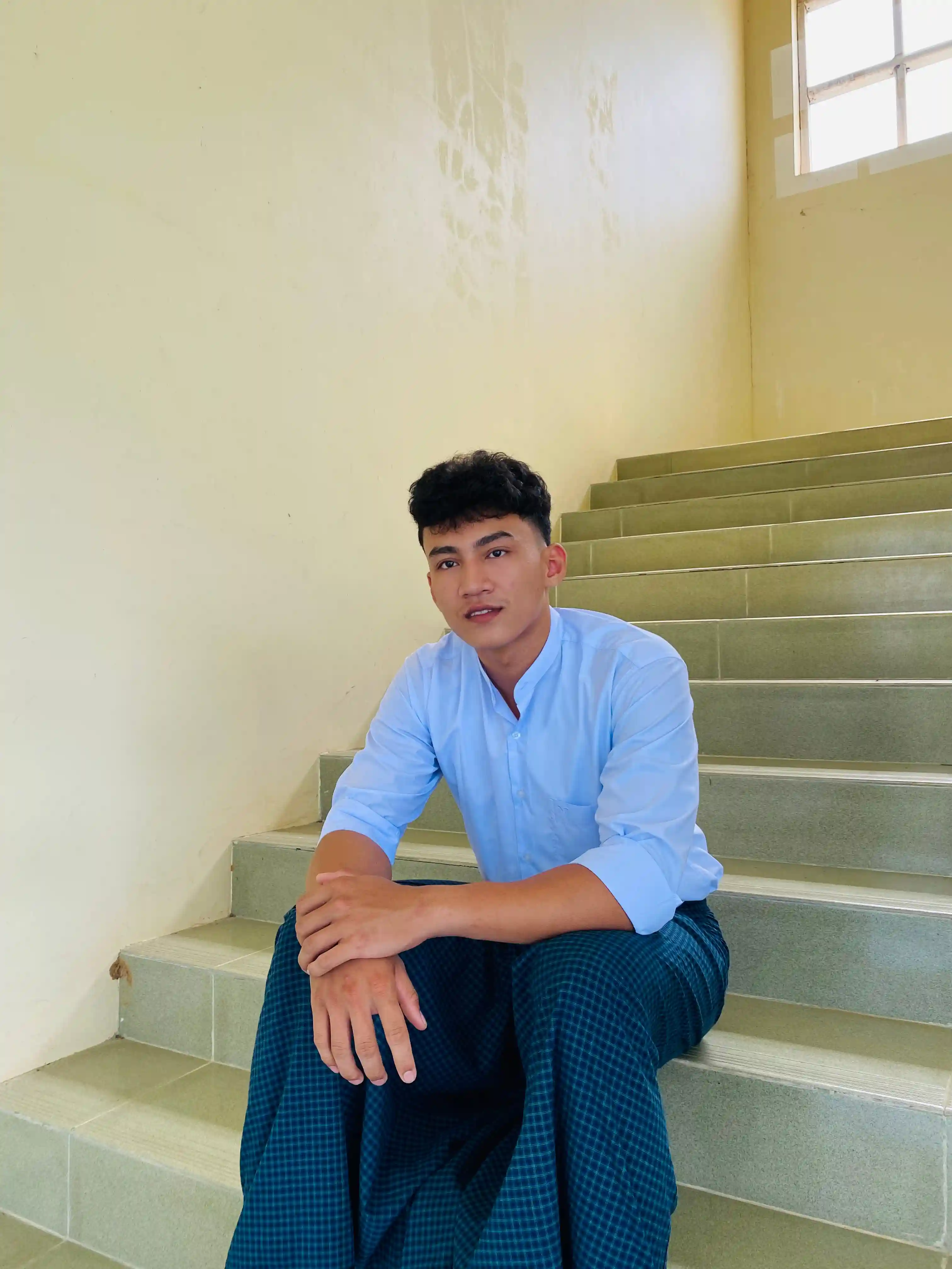 Full-body Image 5 of Win Tun Kyaw