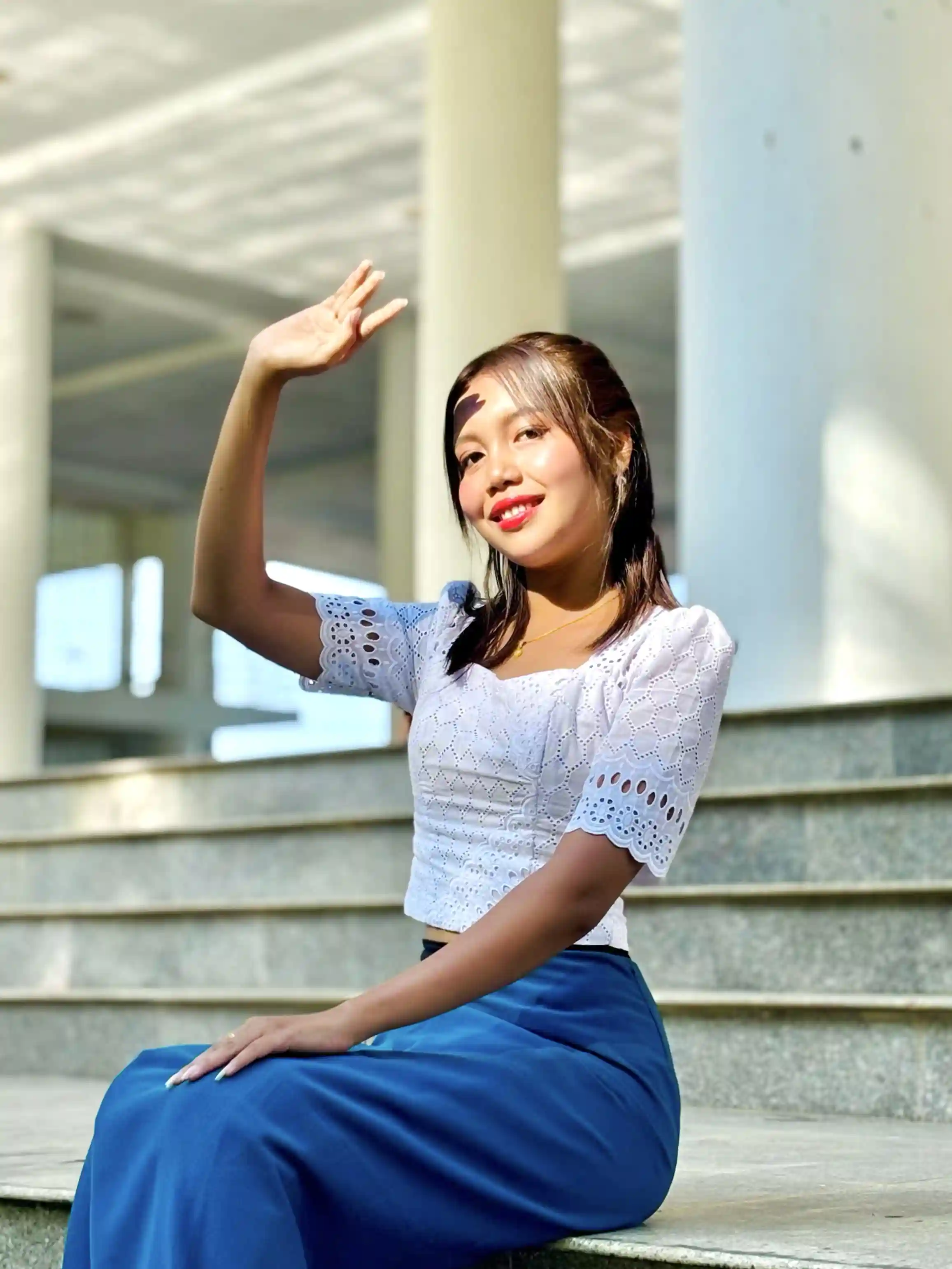 Full-body Image 1 of Shwe Sin Lin