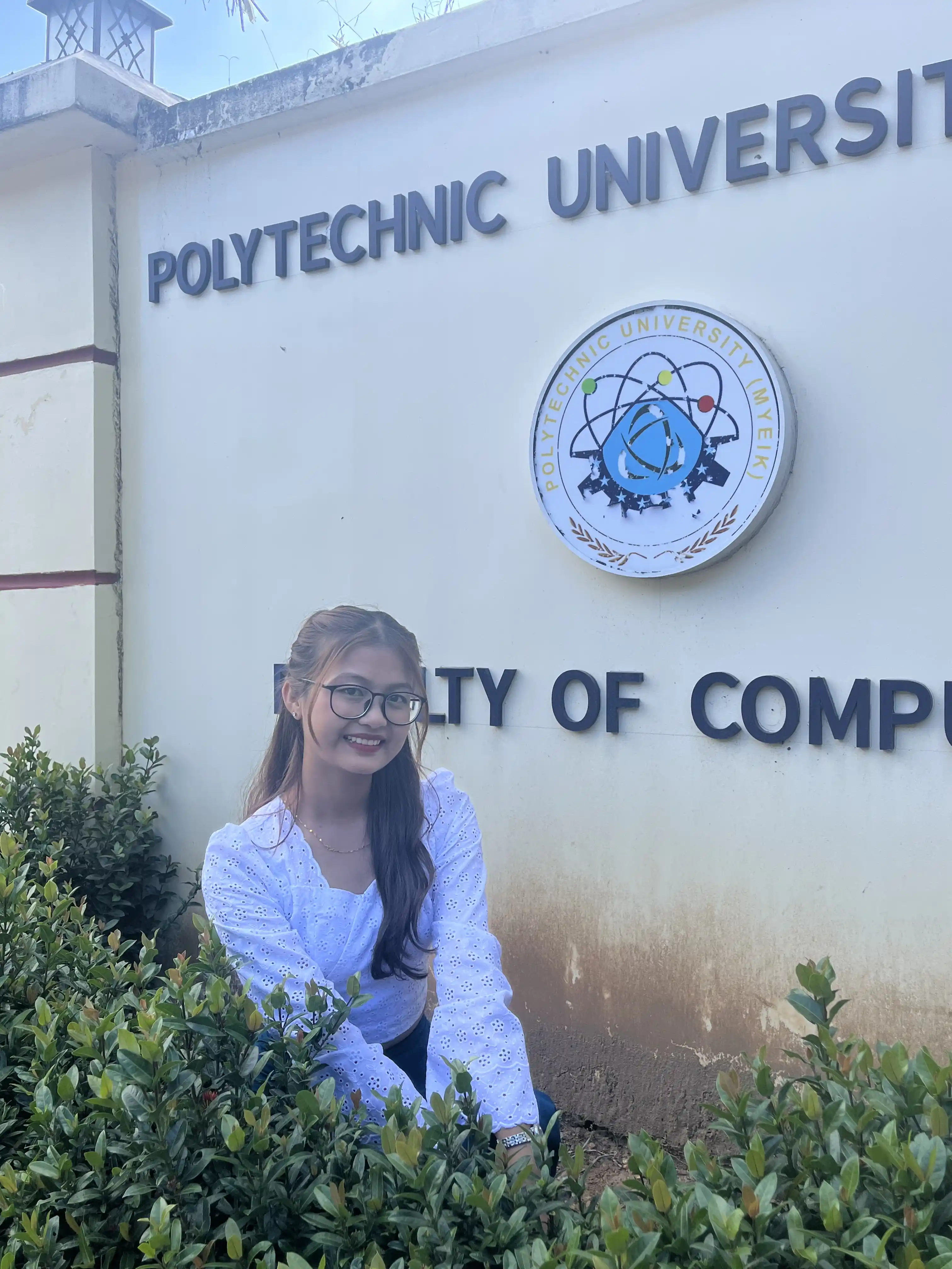 Full-body Image 3 of Han Mi Mi San Htay