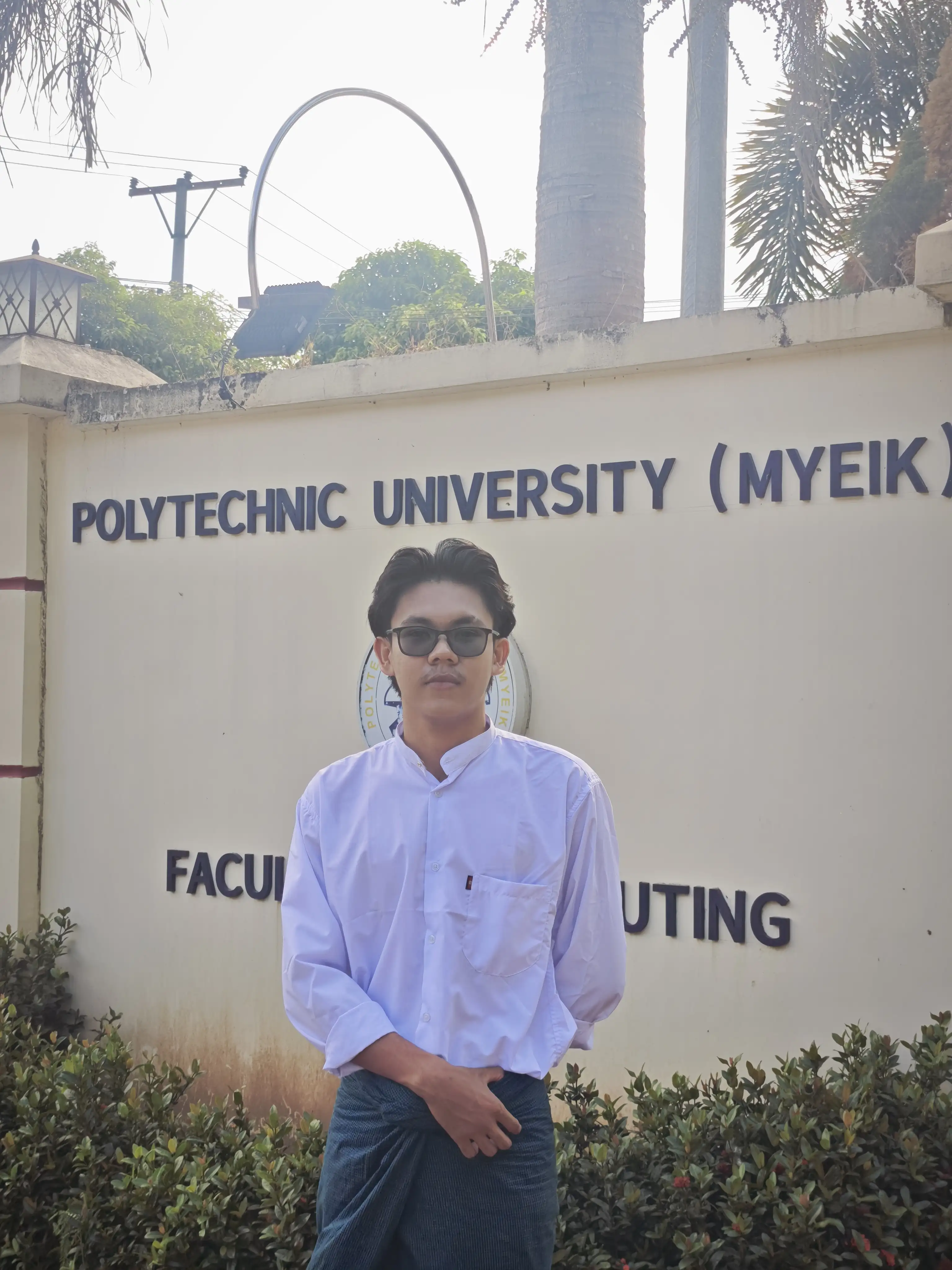 Full-body Image 4 of Aung Aung