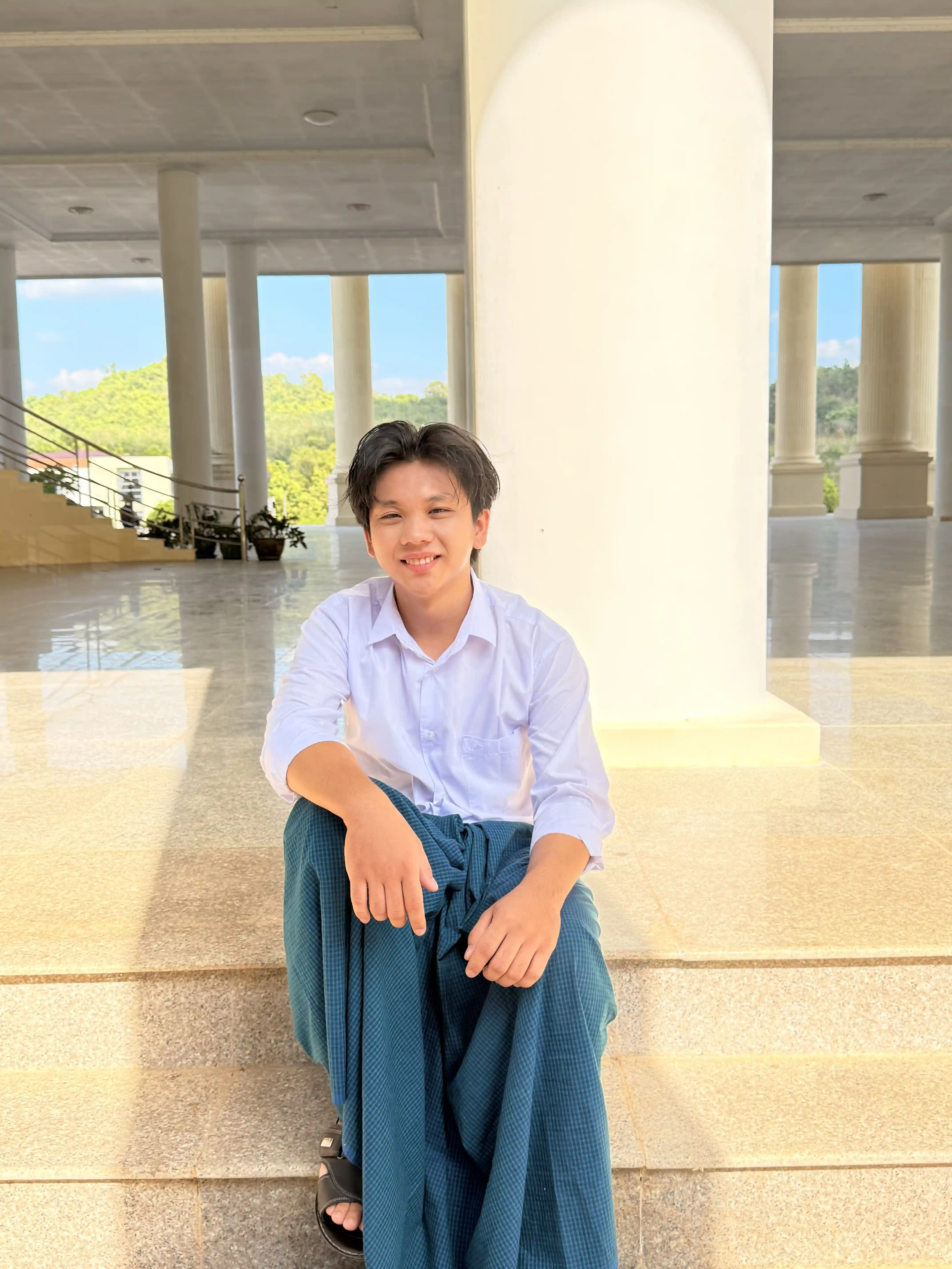 Profile picture of Ye Nadi Shine