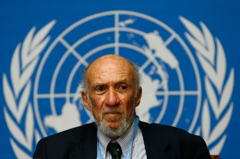 Former UN special rapporteur Richard Falk questioned for hours in Canada
Says interrogation reflects effort to silence truth about Israel’s war on Gaza