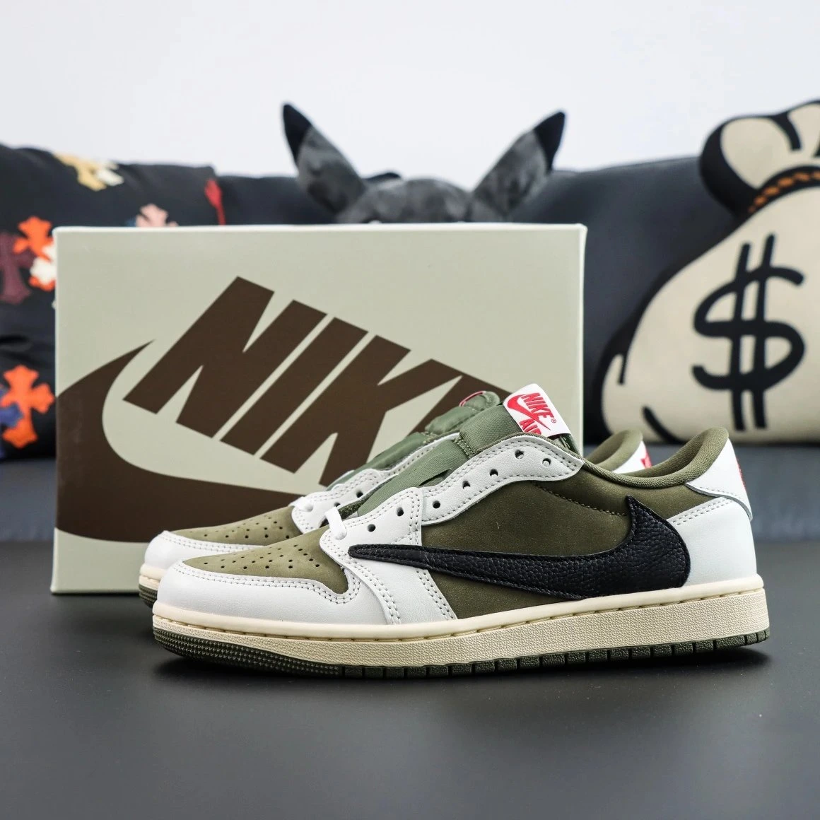 Jordan 1 Retro Low OG SP Travis Scott Medium Olive