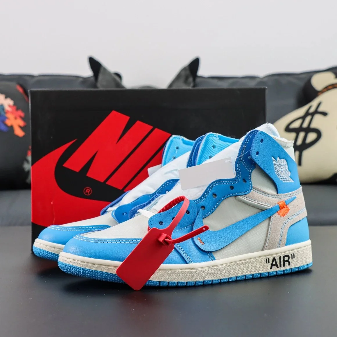 Jordan 1 Retro High Off-White University Blue