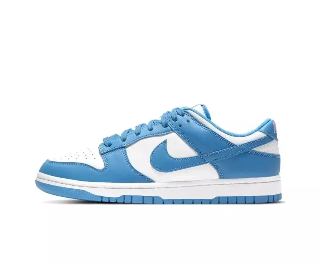 Nike Dunk Low UNC