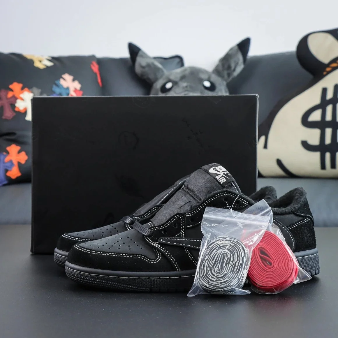 Jordan 1 Retro Low OG SP Travis Scott Black Phantom