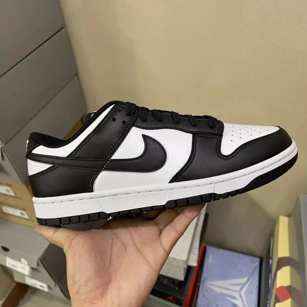 Nike Dunk Low Retro White Black Panda
