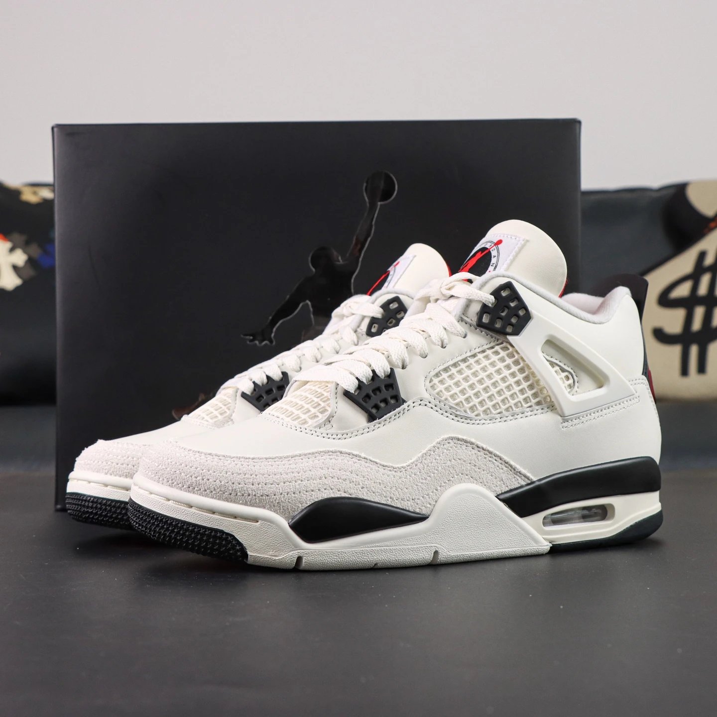 Air Jordan 4 Retro 'Flight Club'