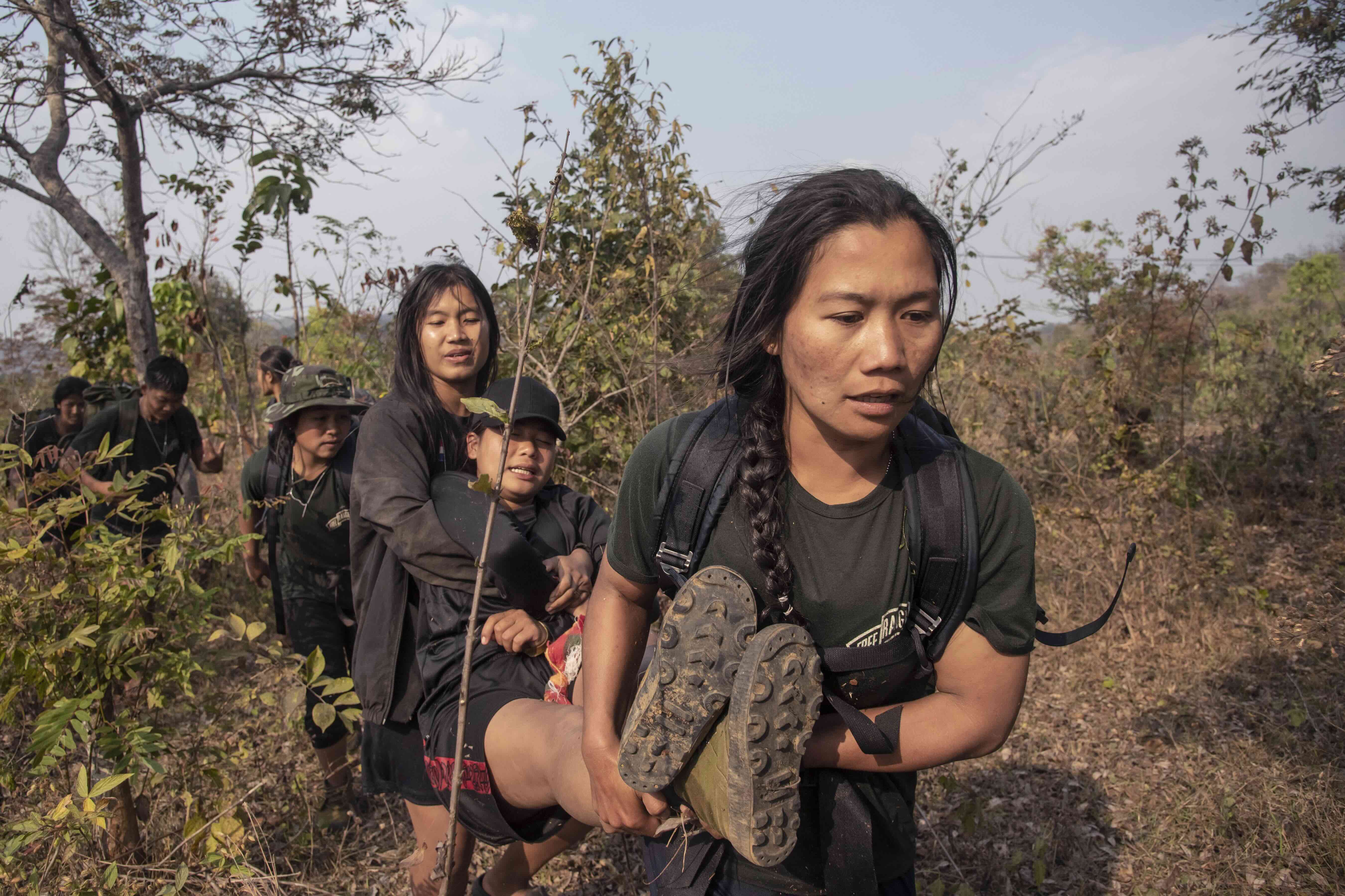 Thierry Falise : en Birmanie, la jungle contre la junte