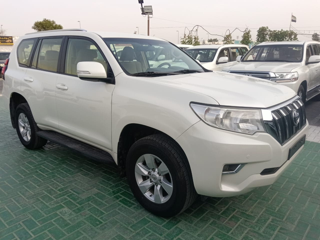 Toyota Land Cruiser Prado - 2023