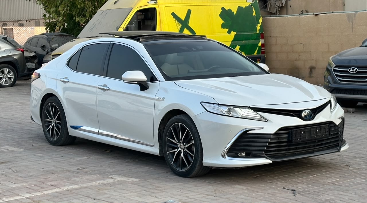 Toyota Camry 2024 - Hybrid