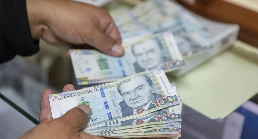 Gratificación CAS y reforma laboral: los cambios que introduce la Ley N.° 32732