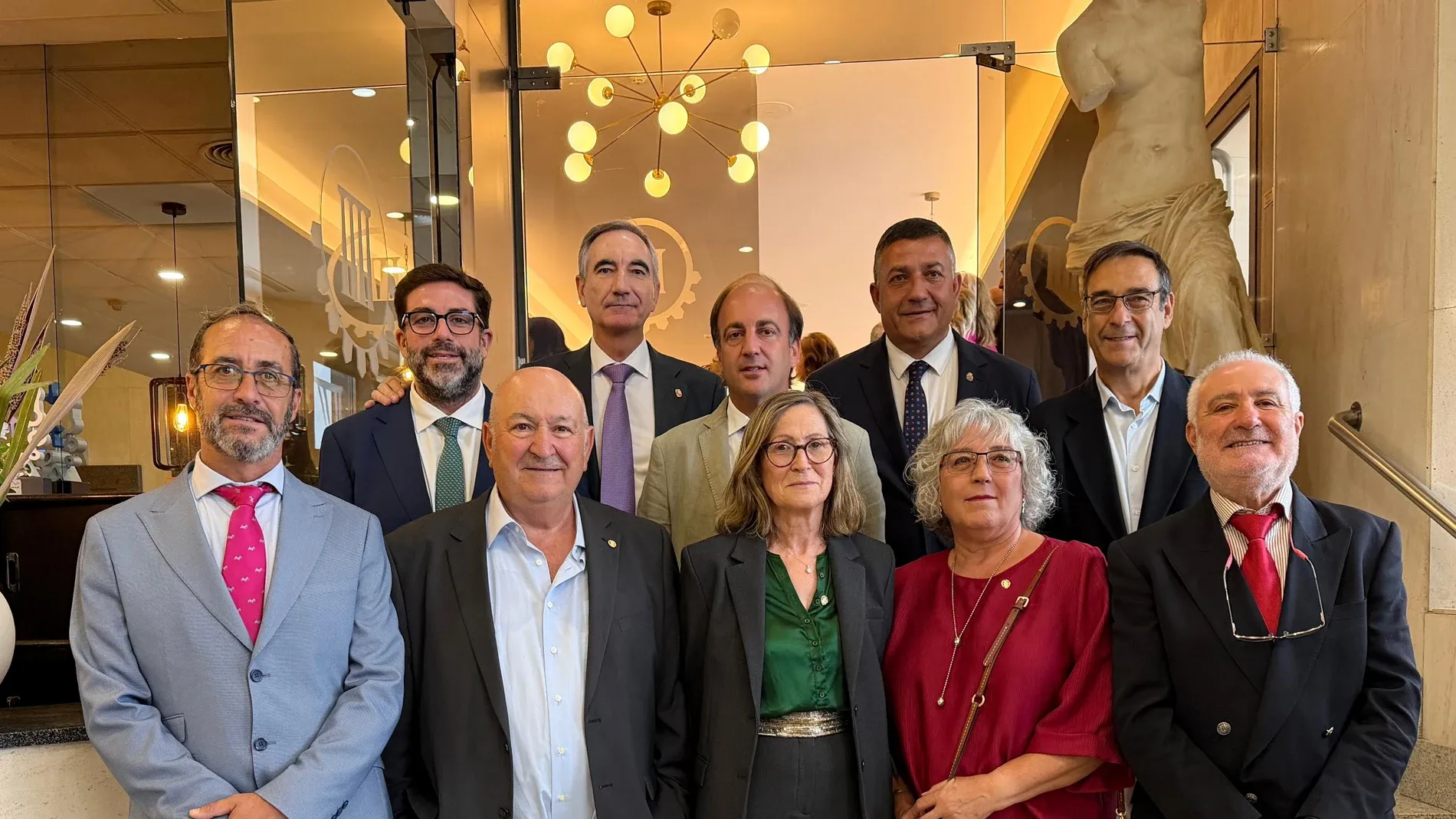 Veterinarios e ingenieros de montes: los guardianes de nuestra comida y nuestro territorio