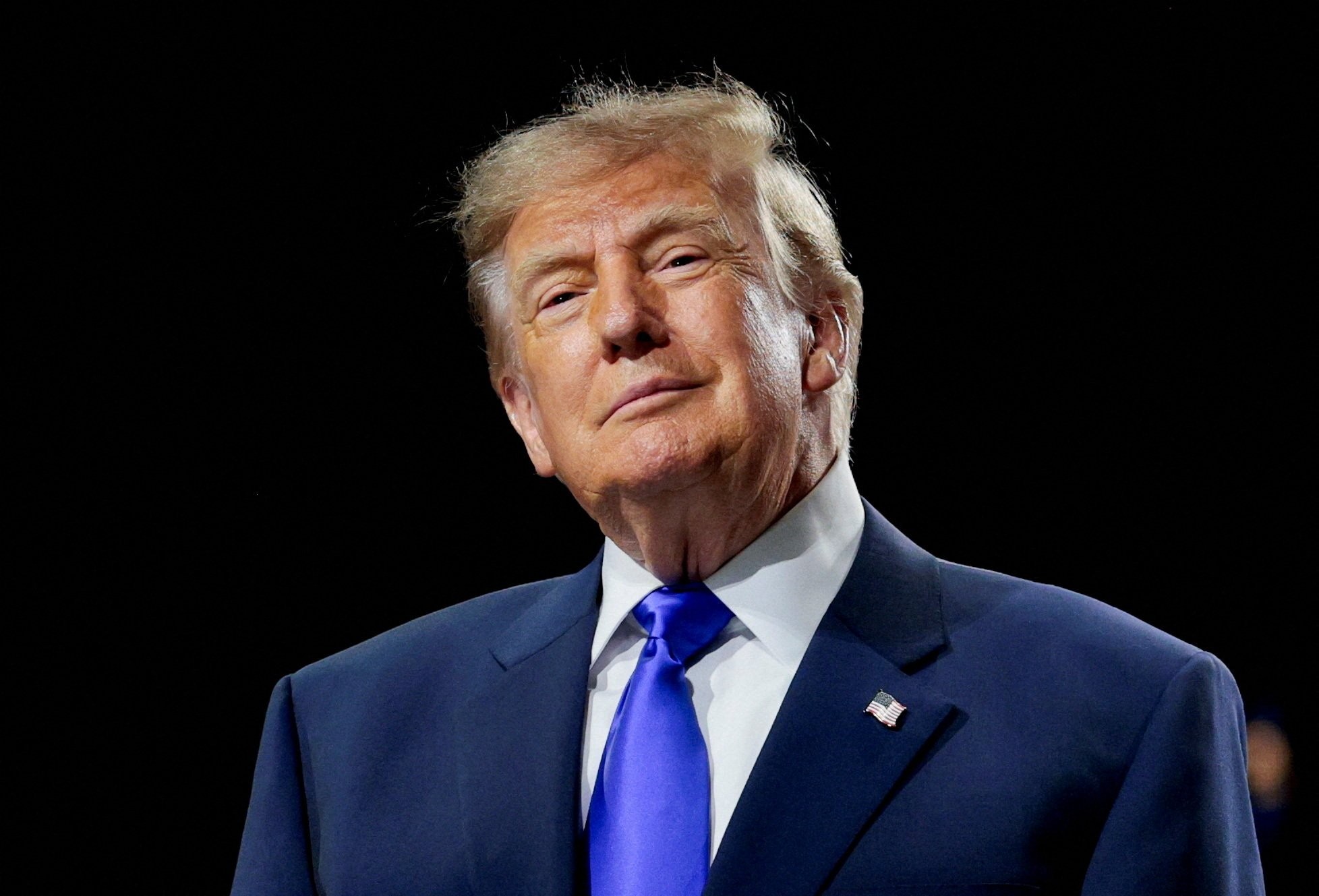 Lojalitetserklæring til Trump? Rødt krever svar fra regjeringen