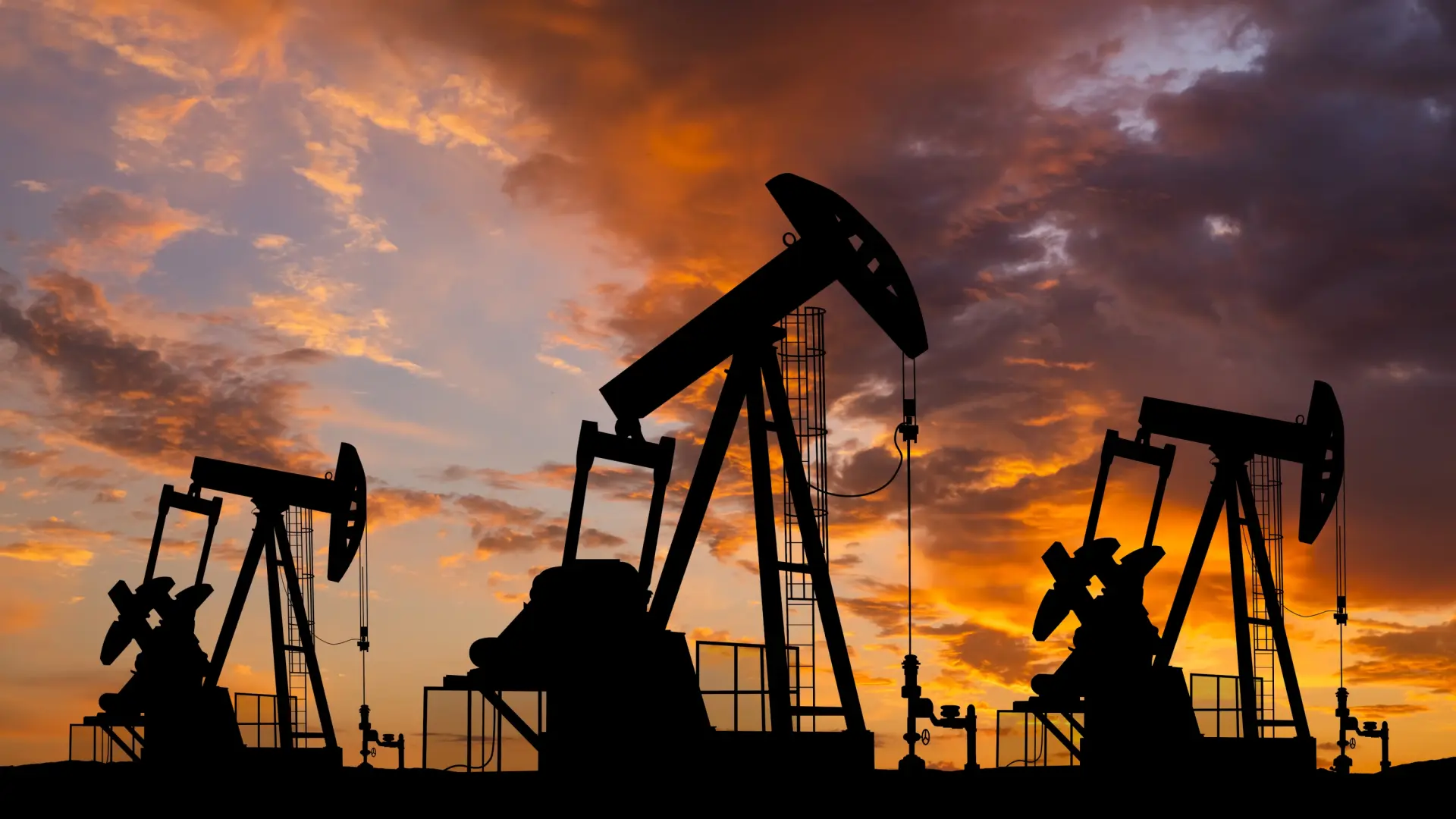 Guerra en Oriente Próximo dispara petróleo: ¿Quién paga?