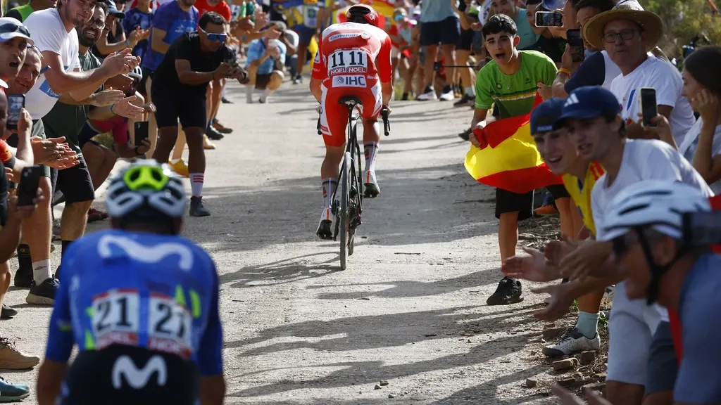 Vuelta-rit naar Valdelinares: Pogacar de te kloppen man, Mas de uitdager
