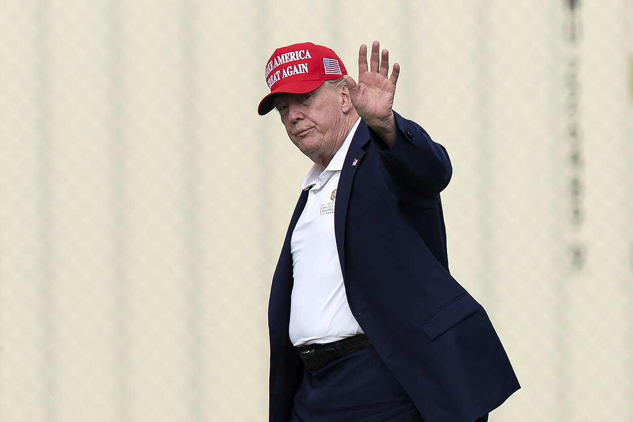 Trumpas mažina pratybas su Pietų Korėja: signalas dialogui su Kim Jong Unu?