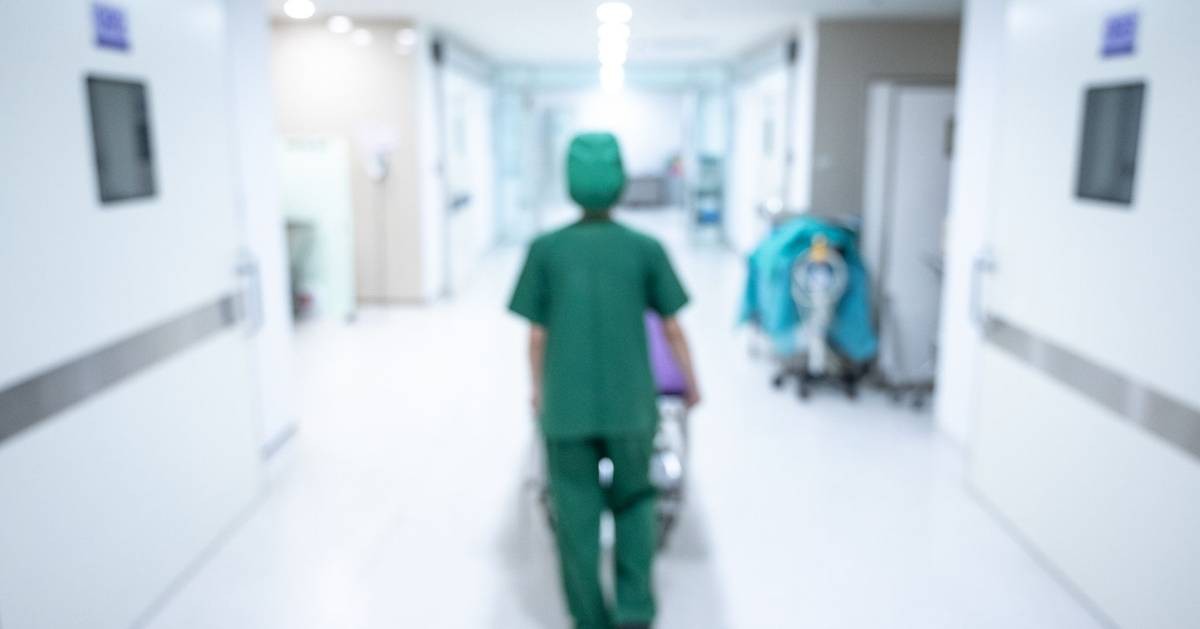 Fingiu cancro durante anos e roubou 214 mil euros ao Estado: a enfermeira que enganou toda a gente
