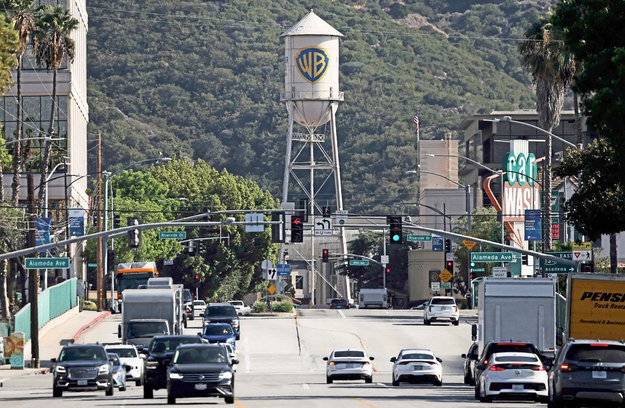 Paramount-Warner Merger Settlement Draws Conservative Fire Over Jobs, Competition