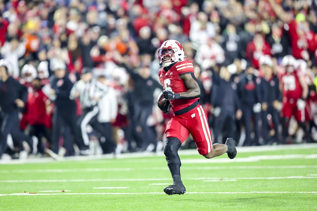 College football analyst tabs Wisconsin as Big Ten 'dark horse' for 2026