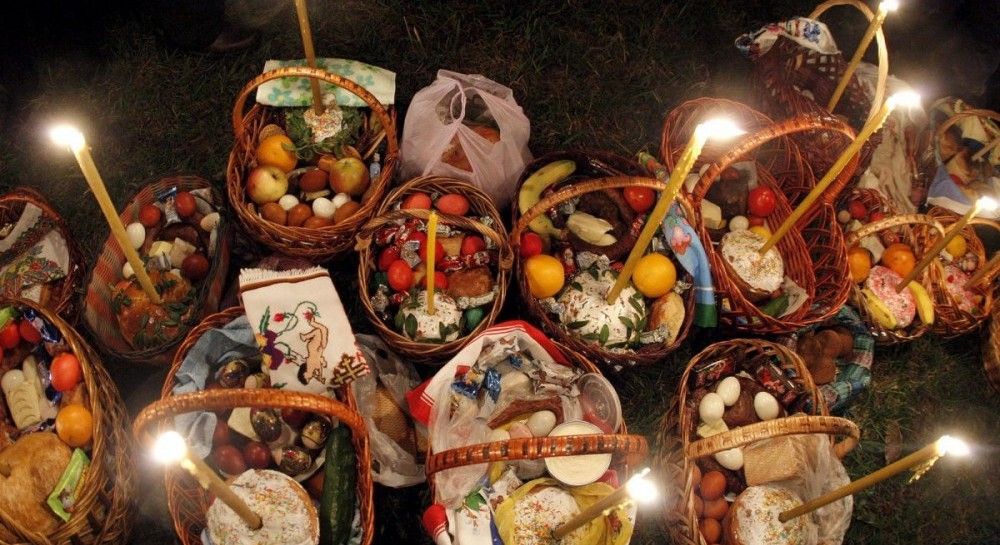 Великодні традиції: 7 священних продуктів для кошика