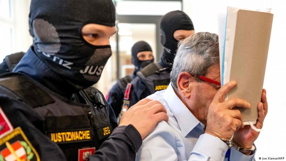 فيينا: الحكم بـ 8 سنين حبس على ضابطين سابقين في نظام الأسد