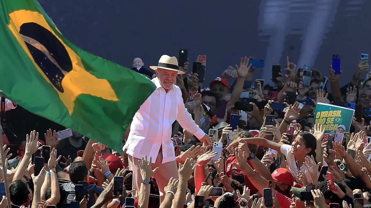Lula beschuldigt Trump van kolonisatiepoging in aanloop naar Braziliaanse verkiezingen