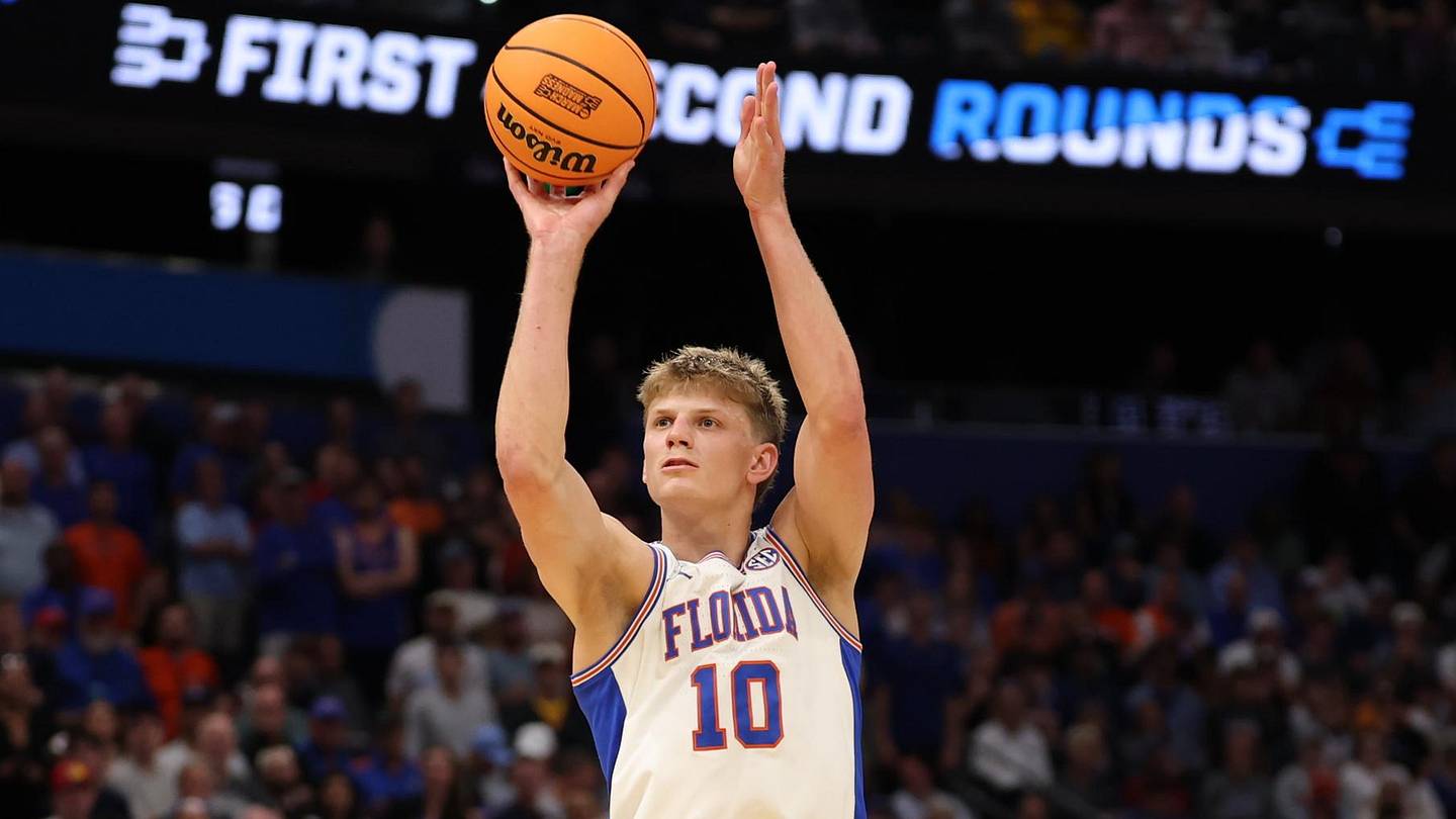 Iowa's NCAA Upset Sparks Florida Star's Return for Senior Season