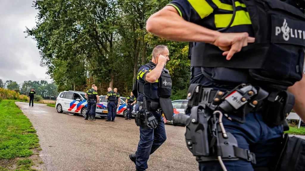 Liquidatie op camera in Overasselt: politie doet grote aanhoudingen