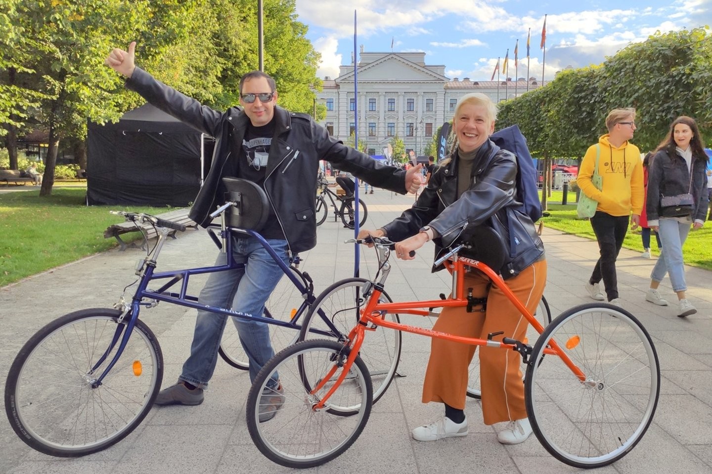 Bėgimo triratis žmonėms su negalia: kompensacijos žingsnis į priekį