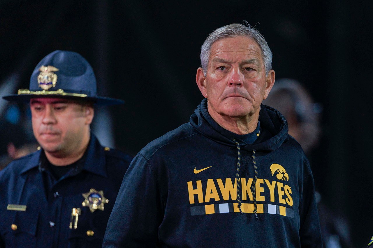 Iowa's Kirk Ferentz Praises Ryan Day's Ohio State: 'They Don't Beat Themselves'