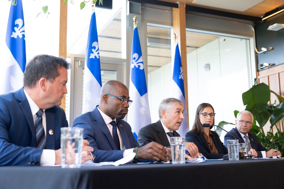 Cadre financier du PQ: un retour à l'équilibre plus rapide grâce à une «lutte à la bureaucratie»
