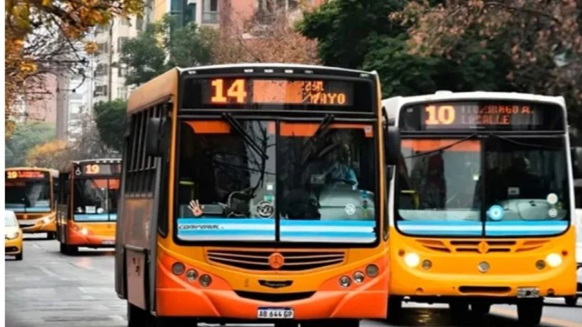 <h1>Aumento del boleto en Córdoba: “Parece que nos toman el pelo”</h1>