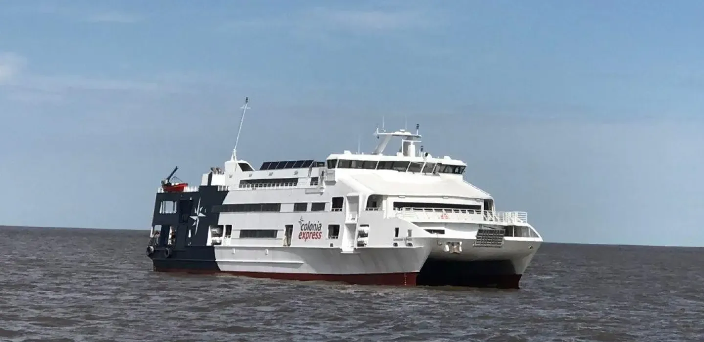 La disputa por el muelle Maciel frena la nueva ruta Montevideo-Buenos Aires y Colonia Express pide apoyo público