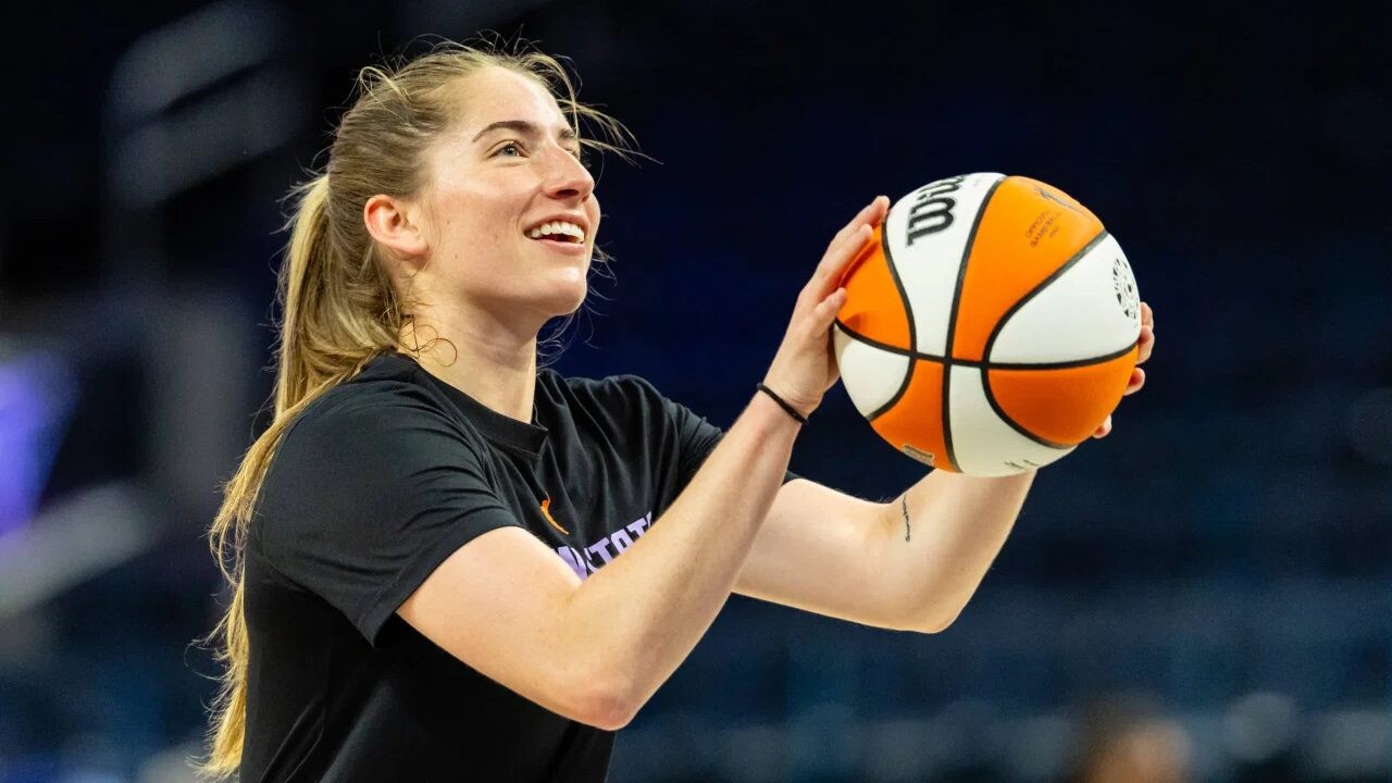 Kate Martin Signs With Chicago Sky: Iowa Star Returns Closer to Home