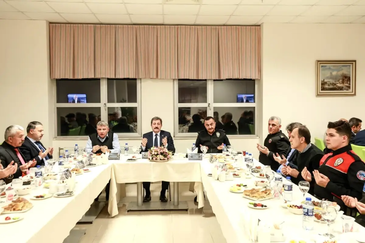 Samsun'da Türk Emniyeti Kutsal Vazifesini İcra Ediyor