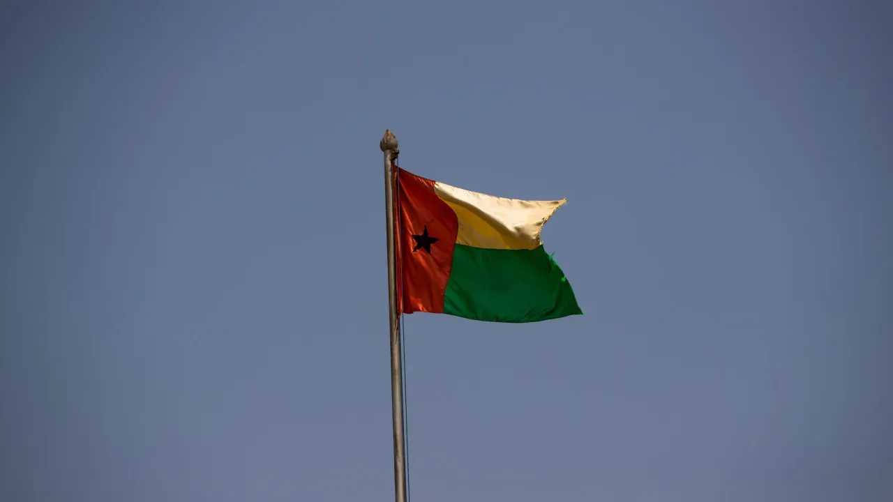 Guiné-Bissau: jornalistas denunciam partidos fantasma e imprensa ao serviço do poder