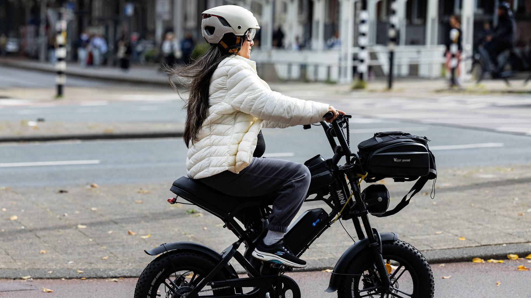 Fatbikes à Madagascar : la révolution silencieuse des vélos électriques qui bouscule nos villes et nos campagnes