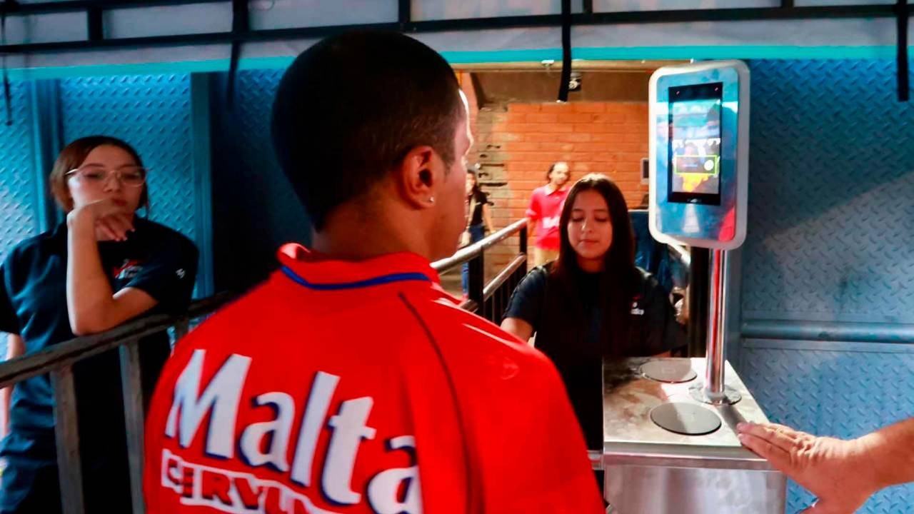 Reconocimiento facial en el Atanasio Girardot: un paso hacia un fútbol más seguro y familiar