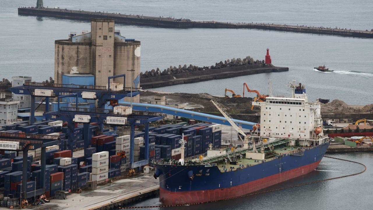 Houthis Strike Saudi Oil Tankers in Red Sea, Opening a New Front in Iran War