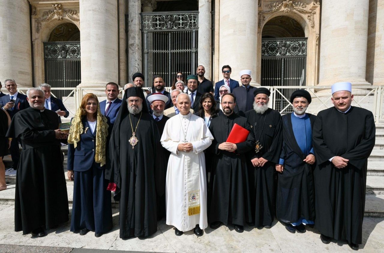 Le Pape Léon XIV reçoit des prêtres ukrainiens et des représentants du monde arabe : un message de paix et de dialogue