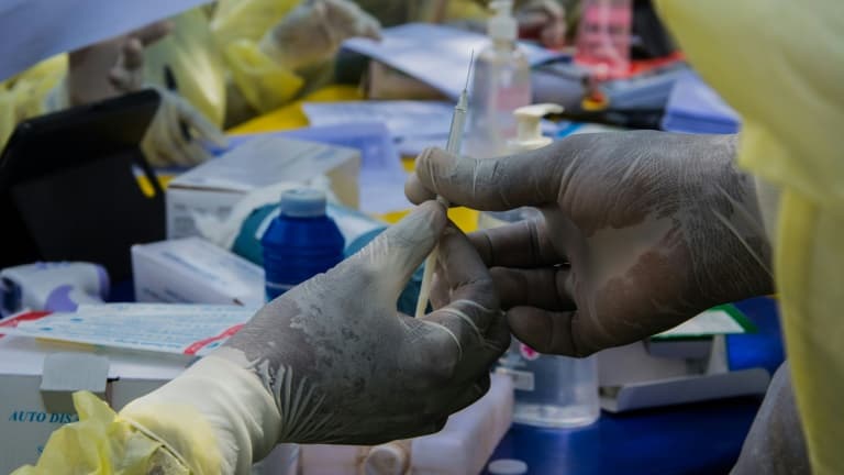 Ebola : l'OMS tergiverse, nos frontières en grand danger