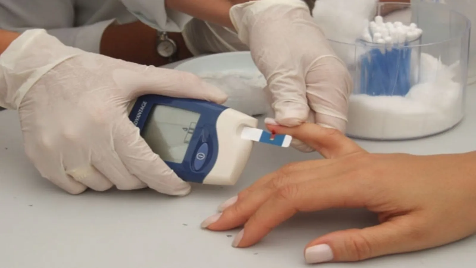 Cum poți preveni diabetul de tip 2. Obiceiul zilnic care îți dă glicemia peste cap