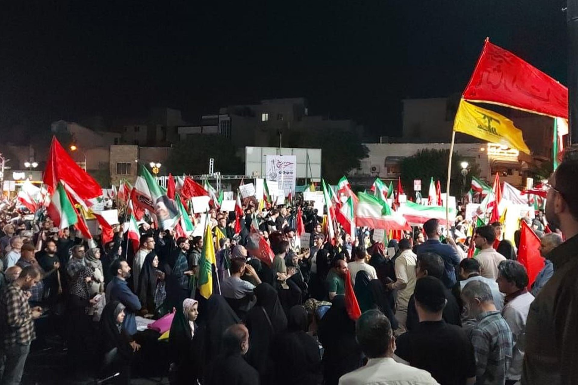احتجاجات إيران: غضب شعبي أم صراع نخبة يهدد التفاهم؟
