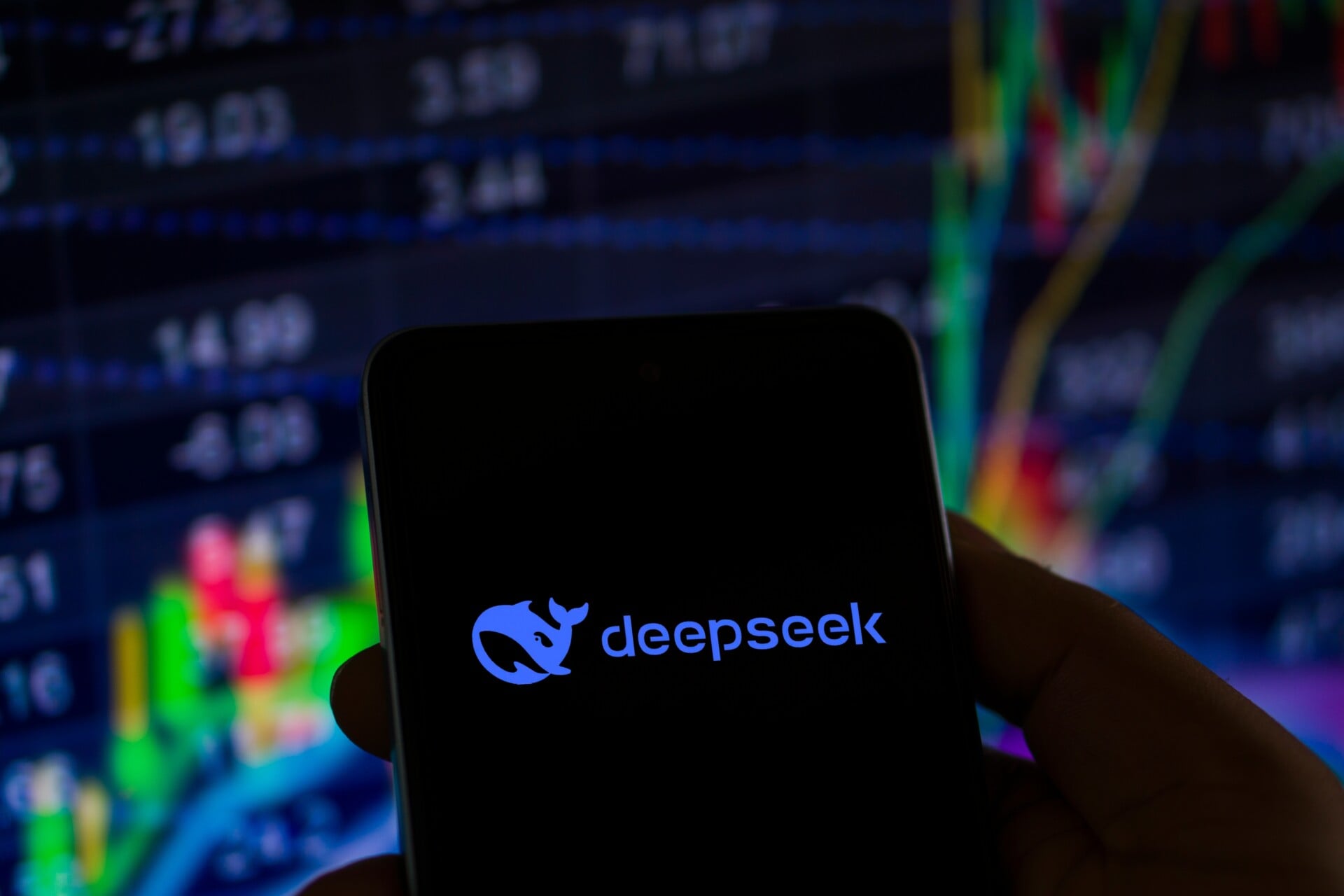 DeepSeek: Η κινεζική ΑΙ που τάραξε τα νερά των αγορών