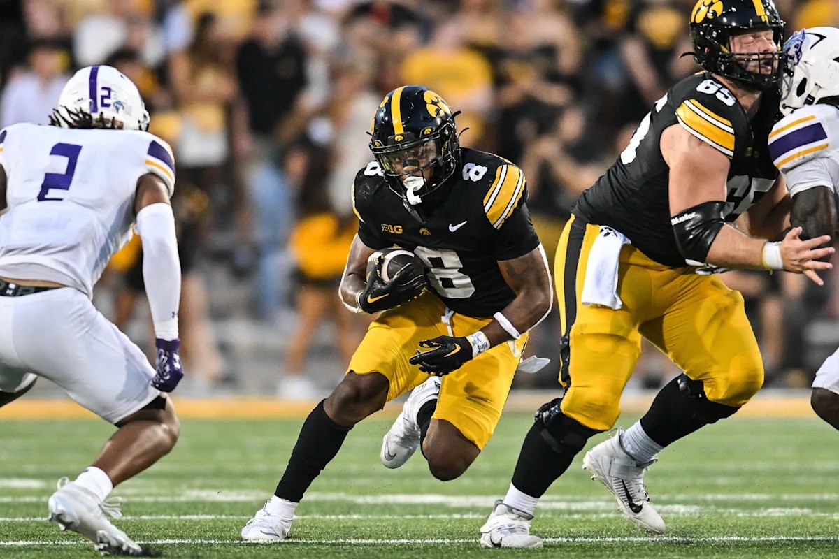Iowa Transfers Highlight New Mexico State's Aggressive Portal Strategy
