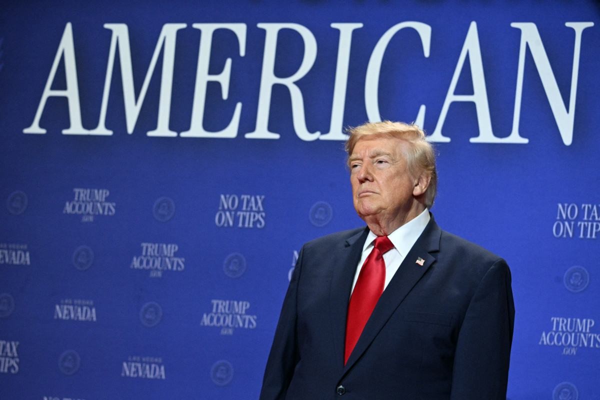 Trump's Endorsement Record: 97% Win Rate Despite Iowa's Feenstra Loss